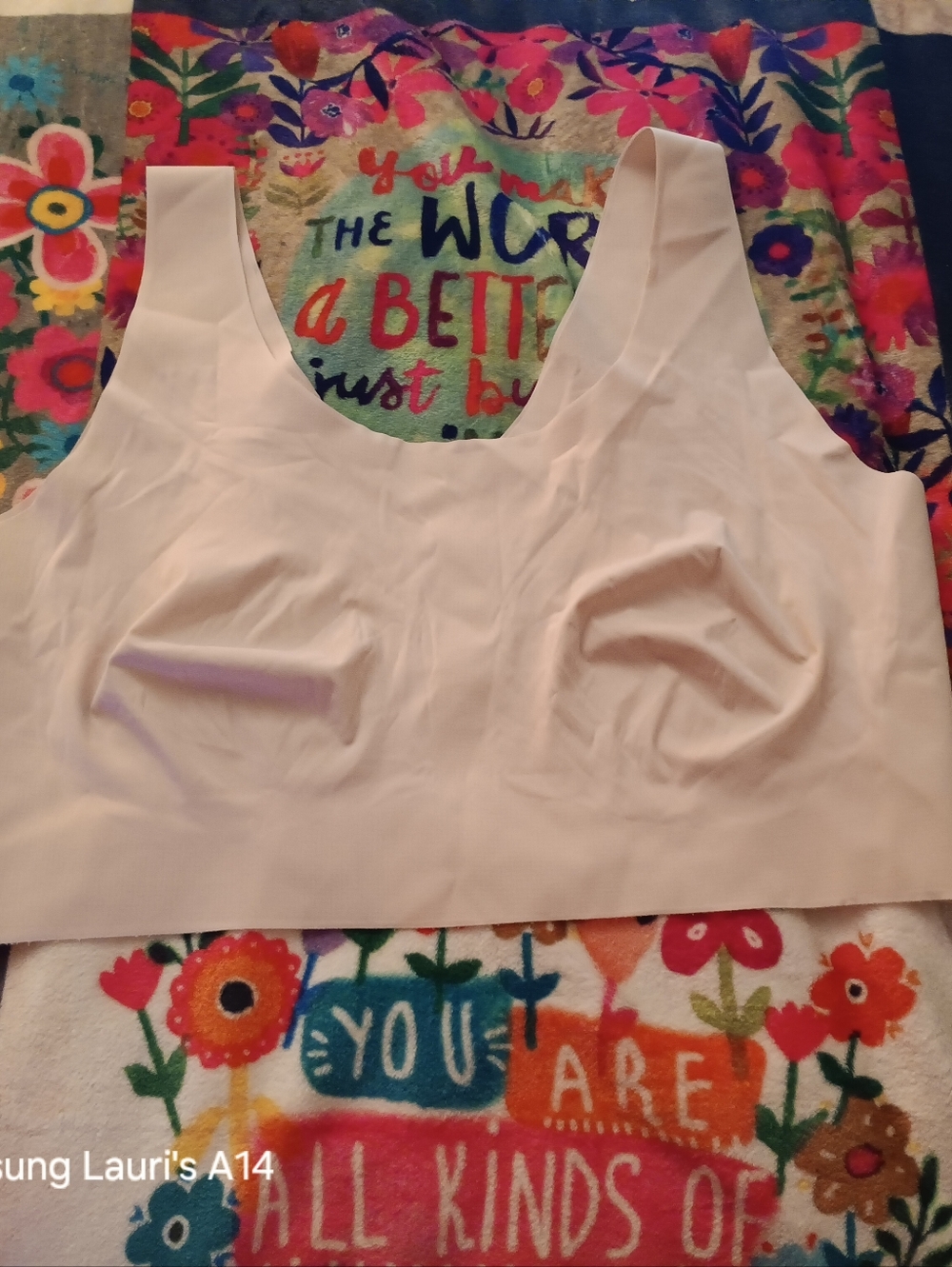 Bali Tan Wireless Smooth Bra Removable Cups 2XL NWOT - Picture 1 of 4